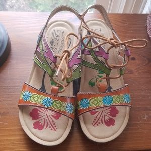 L'ARTISTE Womens Sandals